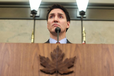 Reações de Canadá, México e China provocadas por tarifas de Trump podem dar início a 'guerra comercial destrutiva'