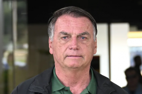 Saiba como foram os últimos meses de Bolsonaro antes da prisão domiciliar