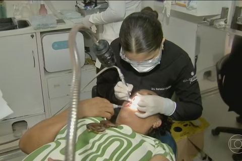 Acre ganha 5 unidades odontológicas móveis para atendimentos em áreas de difícil acesso; veja os municípios