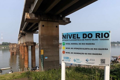 Rio Madeira atinge cota de alerta em Porto Velho e pode se aproximar de nível histórico de 2014