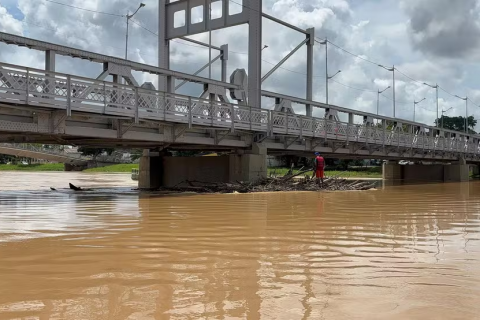 Nível do Rio Acre reduz quase 40 centímetros em 24 horas na capital